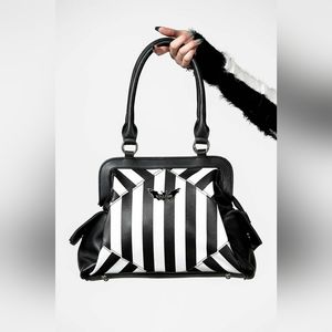 KILLSTAR NEVER TRUST THE LIVING Bag